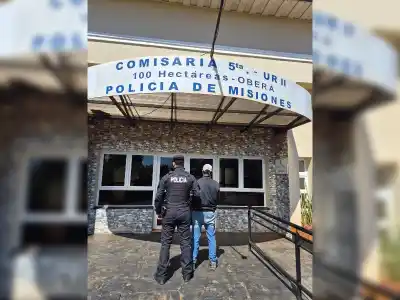 Discutieron tras un choque en Oberá y uno terminó con heridas de arma blanca: hay un detenido