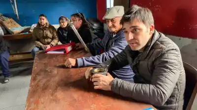 Vecinos de Máximo Abásolo llevan años pidiendo gas: ahora destrabaron el paso que faltaba