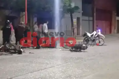Dos motos chocaron en Alsina y López y Planes: lo que se sabe hasta ahora
