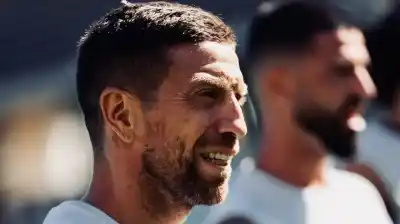 El Papu Gómez deja Europa tras 16 años y ya tiene nuevo club: el destino que nadie imaginaba