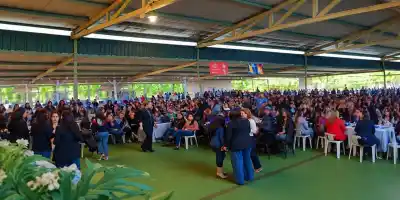 Mil mujeres coparon Oberá y la dirigente que las convocó no pudo disimular su reacción