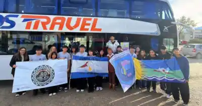 Dos escuelas de Santa Cruz viajaron a Neuquén con sus robots: qué se juegan este fin de semana