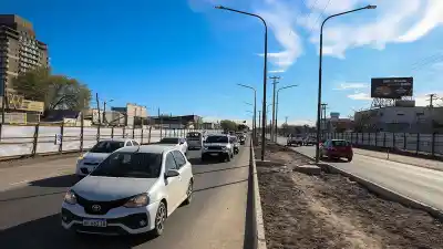 El nombre de la Gran Avenida sigue en suspenso y la votación no cierra cuando todos creían