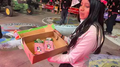 FNE 2026: el regalo que las familias del Comercial 1 escondieron en la carroza