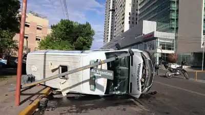 Chocó a una ciclista y siguió de largo: lo que pasó después terminó de sellar su condena