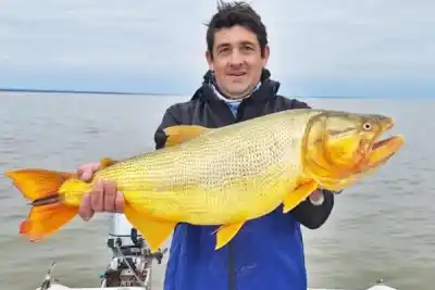 El río Dulce se prepara para un torneo de pesca que puede cambiar las reglas del juego