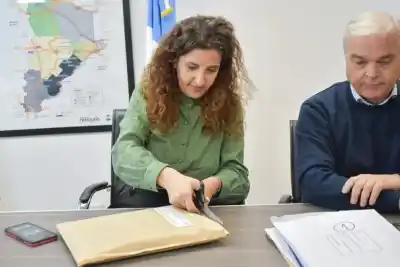 Neuquén licita 19 viviendas en Plottier: quiénes se quedaron con la obra