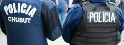 Allanamientos simultáneos en el norte y el sur de Comodoro: lo que la Policía encontró adentro