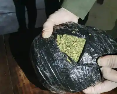 Entraron a una casa de Embarcación con una orden y la balanza los terminó de delatar