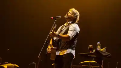 Iván Noble vuelve a Rosario con un show que armó con canciones que tenía "en el cuarto cajón de la cocina"