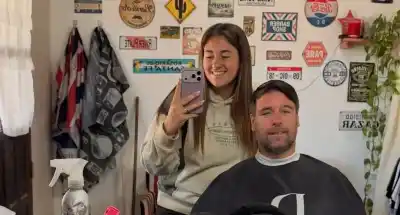 Cavenaghi volvió a su pueblo y entró a una barbería: lo que pasó adentro sorprendió a todos
