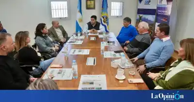 El gobernador recibió a los trabajadores de Autofarma y confirmó qué pasará con sus empleos