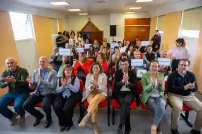 Pagaron la última cuota después de años de esfuerzo: la llave que recibieron ahora tiene otro nombre