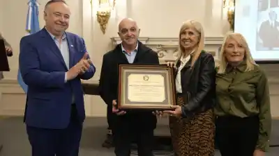 Córdoba le rinde homenaje a un pedagogo que marcó a generaciones: el gesto que pocos esperaban