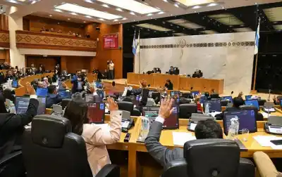 Diez legisladores quieren intervenir Graneros: el PJ ya tiene la carta bajo la manga