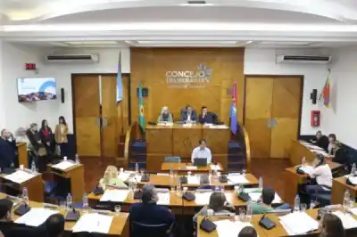 Lomas aprobó que la Inteligencia Artificial vigile las calles: qué cambia para los vecinos