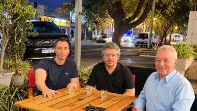 Galán se sentó con los Manzi y dejó una frase que sacude a la oposición
