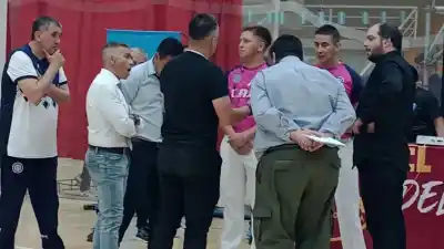 El partido de futsal que se terminó antes de tiempo: nadie sabe qué pasará con el resultado