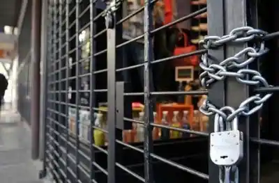 Atención, compras: el sábado 26 los comercios abren, pero el lunes 28 no será un día cualquiera