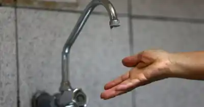 Aguas del Norte activa camiones cisterna: el corte que afecta a 15 barrios de Salta
