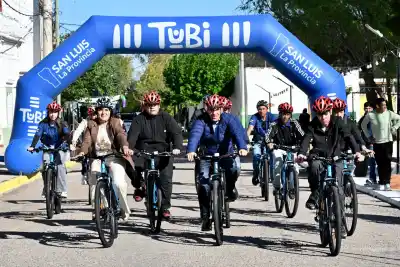 Poggi pedaleó por Talita con los estudiantes que ya tienen su TuBi: el detalle que confirmó antes de arrancar