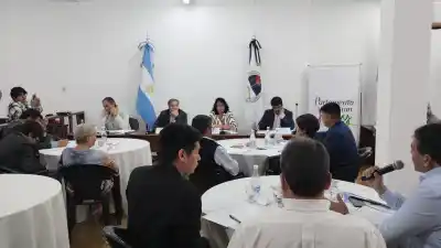 El Parlamento del Gran Jujuy suma municipios y define los temas que sacuden a la región