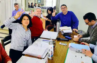Interna peronista en La Pampa: un concejal cruzó a Bompadre por el acto del 17 de octubre
