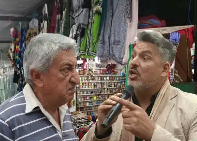 Un concejal los llamó "mafia" en su despacho y ahora los feriantes van con todo