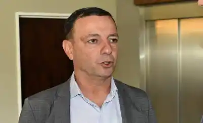 Renunció en el Tribunal Electoral y ya tiene reemplazante: quién es el hombre que eligió Alarcón