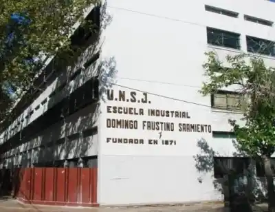 San Juan: 18 padres van a la Justicia Federal por los días sin clases en los preuniversitarios