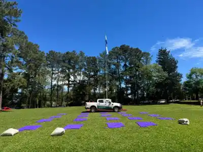 Gendarmes patrullaban la costa del Paraná y vieron algo raro: el cargamento que quedó en la orilla