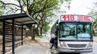 ¿A gamba?: anuncian paro de colectivos para el martes