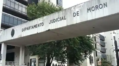 Le dejaba agua a un matrimonio separado y terminó con su auto baleado: la sospecha que lo complica todo