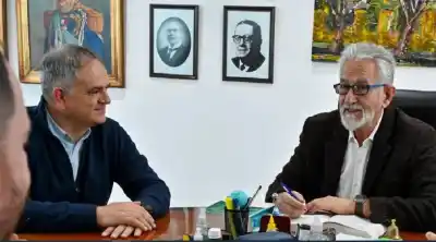 Se fue antes de la votación: el senador que no defendió el gas de San Luis