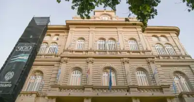 Este fin de semana largo cambia el funcionamiento de varios servicios públicos: ¿qué debes saber?