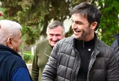Jubilados de PAMI pagaban la mitad de su sueldo en remedios: el anuncio de Torres en Comodoro