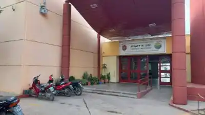 Un alumno de 12 años llevó un arma al aula y la pasó a un compañero: lo que descubrieron después