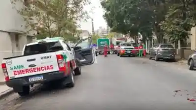 Una oficial armada pidió parar en pleno viaje: lo que pasó después dejó tres heridos