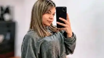 La buscaban desde el jueves en Santa Fe y la encontraron sentada en la vereda: quién dio el aviso