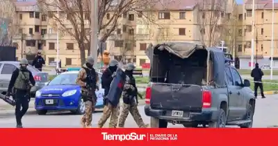 Se encerró en una habitación y no quiso hablar: el operativo que activó la Policía en Río Gallegos
