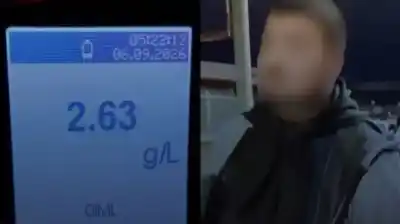 Manejaba con 2,63 de alcohol en sangre y su reacción dejó mudos a los policías