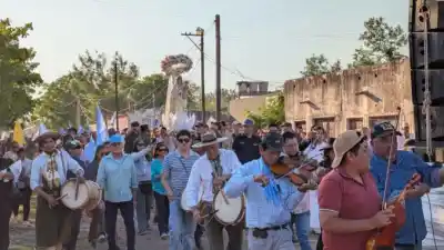 La fiesta patronal que paralizó Ingeniero Juárez y el gesto que nadie esperaba del intendente