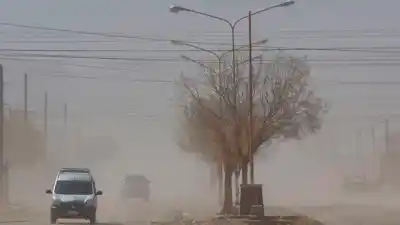 Alerta amarilla en La Rioja: cuatro departamentos en la mira y ráfagas que no dan tregua