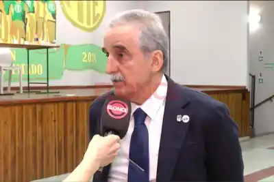 Moreno llegó a Paraná, habló con empresarios y dejó una definición que sacude al peronismo