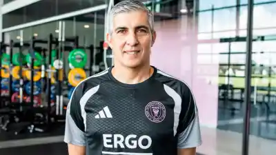 Dejó el arco, se fue a Miami y ahora dirigirá a los arqueros que tiene Messi al lado