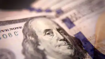 El billete que todos miran amaneció congelado: a cuánto se cambia este sábado