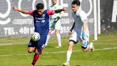 Central Córdoba y Argentino juegan dos finales distintas: uno sueña con el Reducido, el otro con no desaparecer