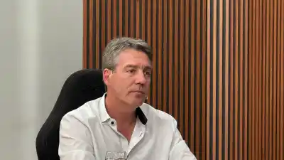Turcumán blanqueó su estrategia para el 2027: qué dijo del diálogo con Orrego y por qué quiere internas