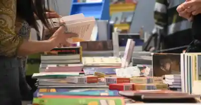 La Feria del Libro de Roca vuelve con cuatro días a pura lectura: estos son los nombres que se suben al escenario