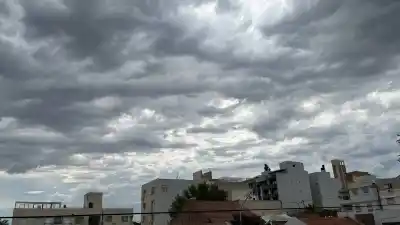 El finde arranca con 24°C y sol, pero el cielo tiene otros planes para Neuquén
